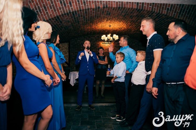 Как подобрать музыку на свадьбу? — Песня в подарок